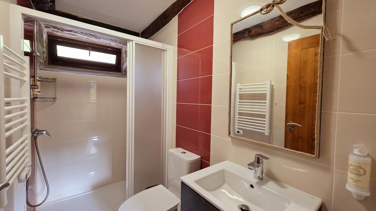 Photo of Bathroom in Cubalhao