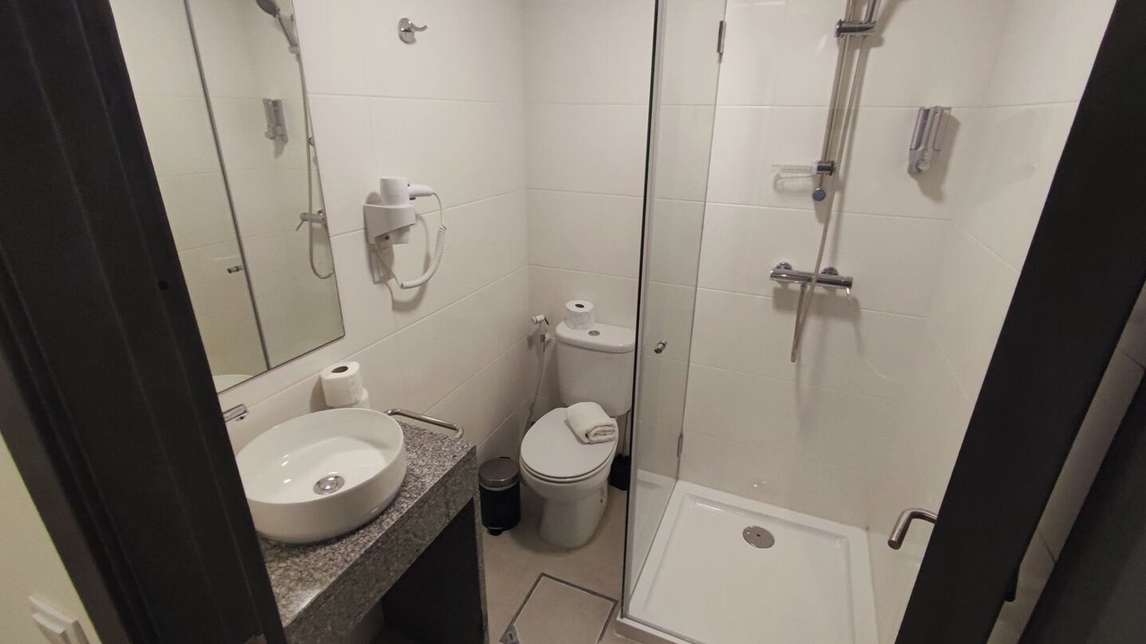 Photo of Bathroom in Olivais