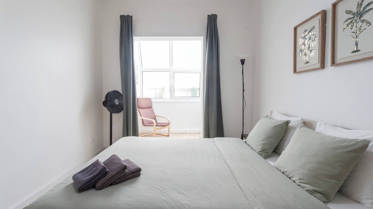 Photo of Bedroom in Cacilhas