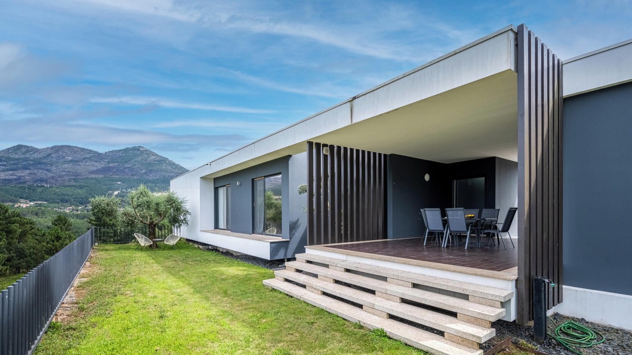 Photo of Outdoor in Molares