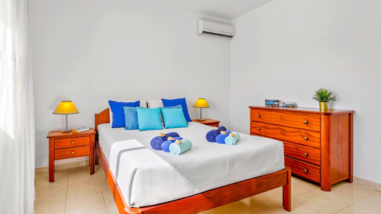 Photo of Bedroom in Lagoa e Carvoeiro