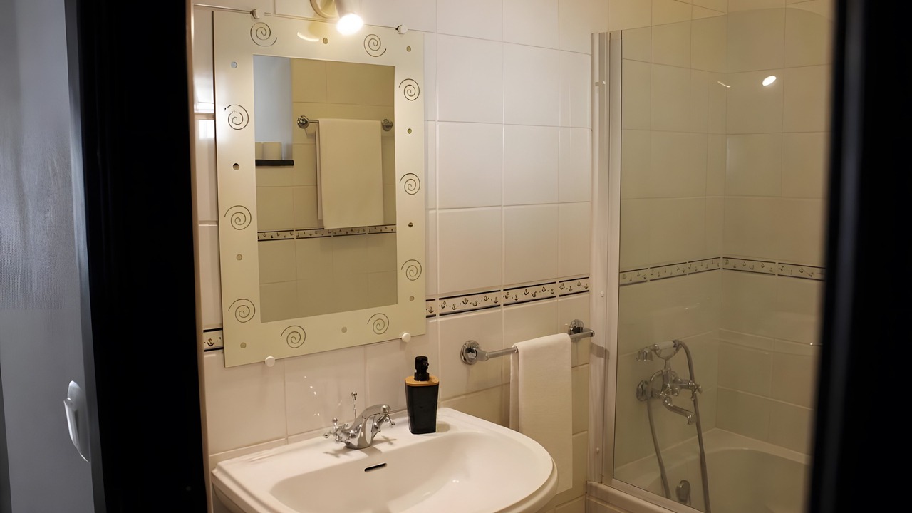 Photo of Bathroom in Alvarenga