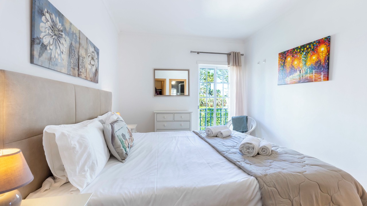 Photo of Bedroom in Albardeira