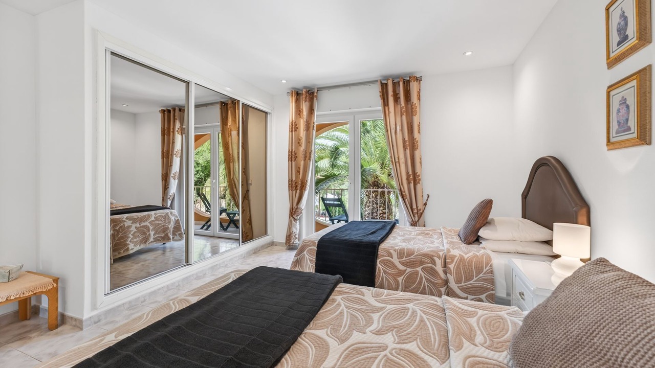 Photo of Bedroom in Monte Raposo