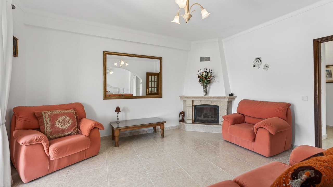 Photo of Livingroom in Monte Raposo