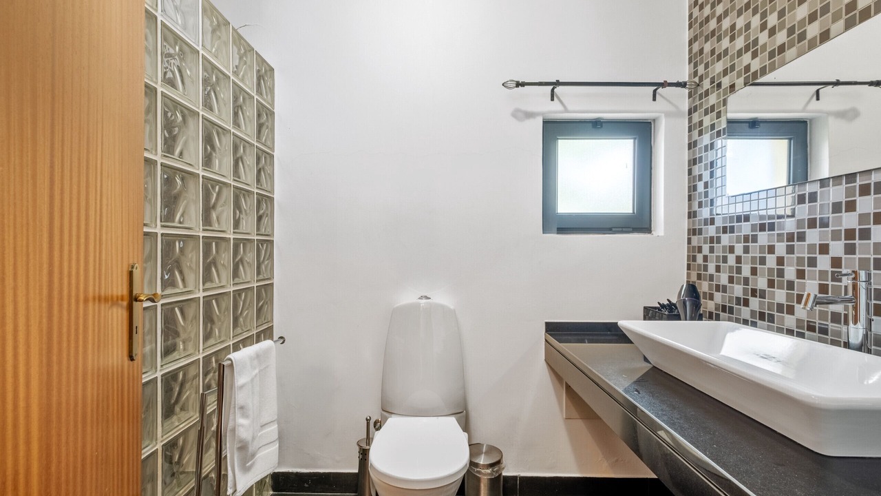 Photo of Bathroom in Porto Moniz