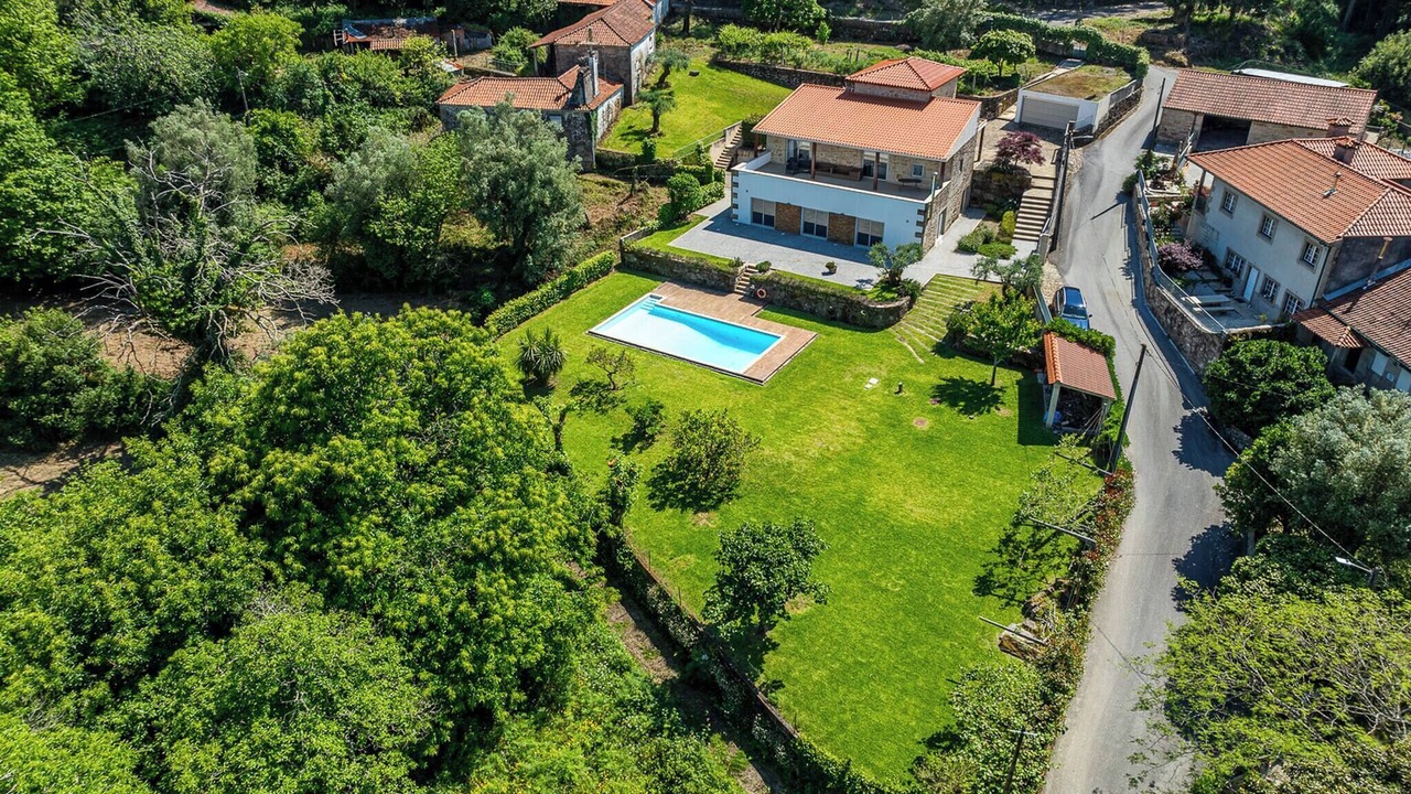 Photo of Outdoor in Cossourado