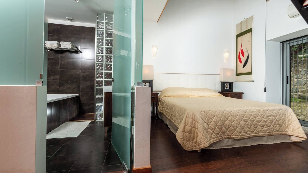 Photo of Bedroom in Cossourado