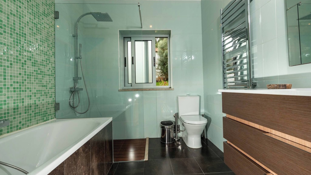 Photo of Bathroom in Cossourado