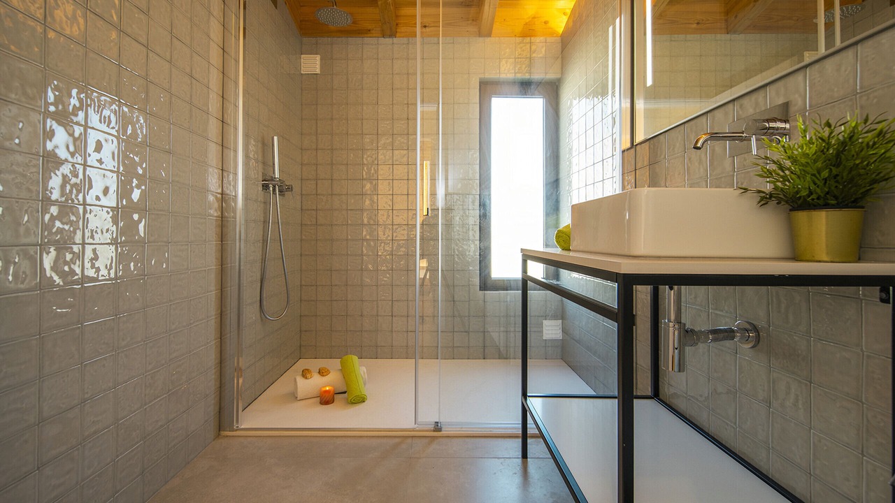 Photo of Bathroom in Lagoa e Carvoeiro