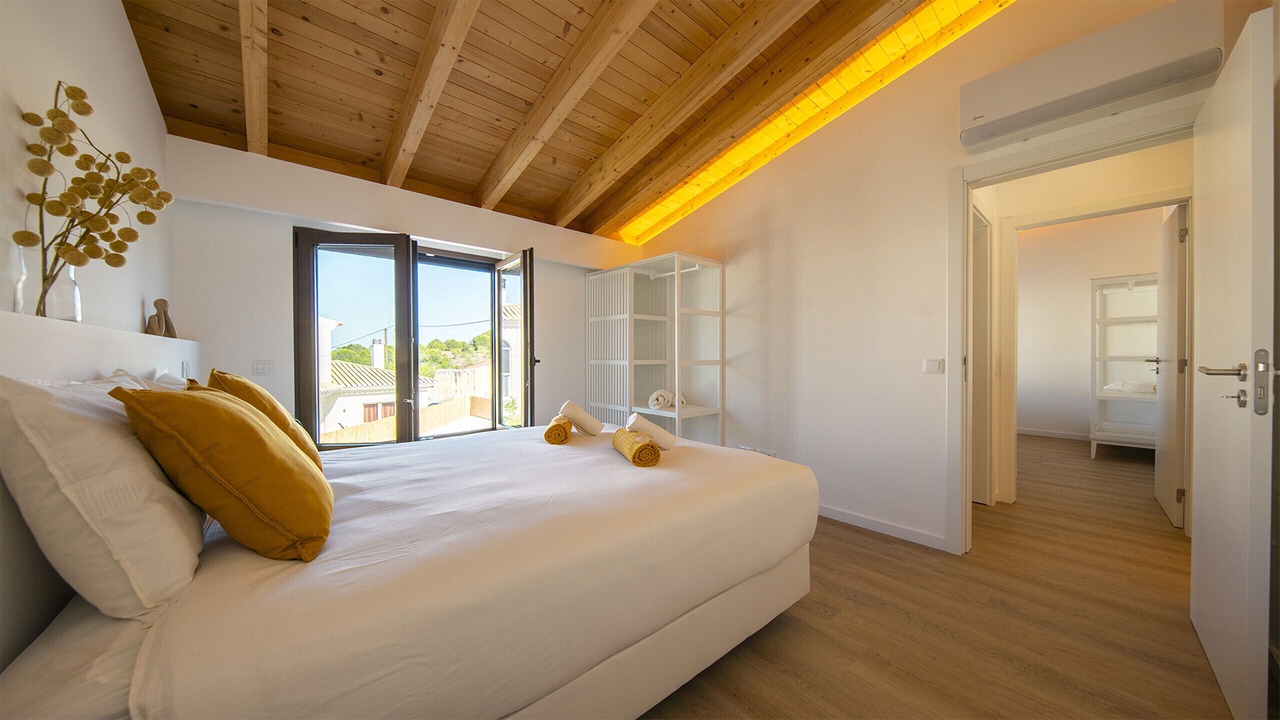 Photo of Bedroom in Lagoa e Carvoeiro