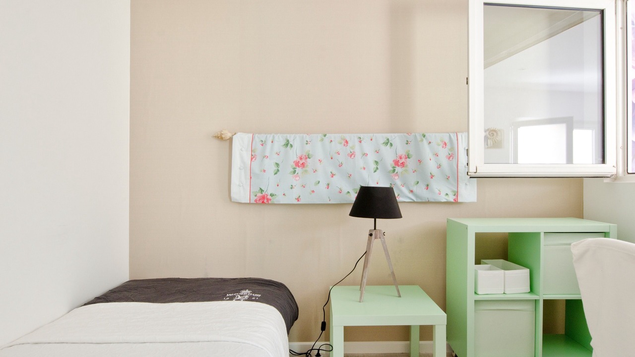 Photo of Bedroom in Estoril