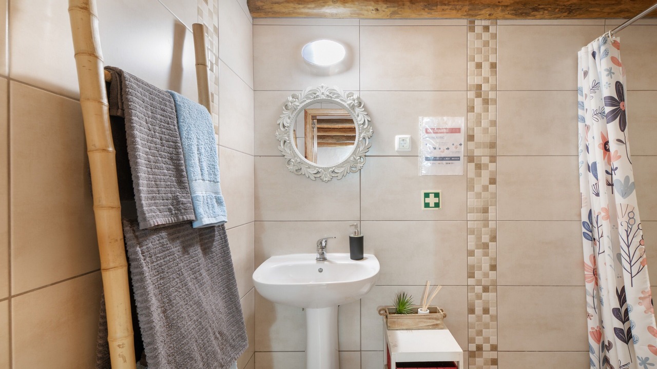 Photo of Bathroom in Odemira