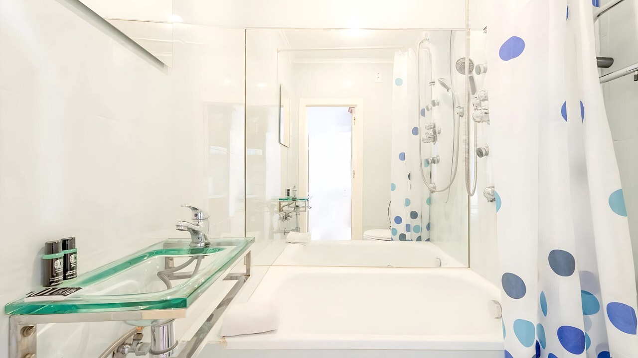 Photo of Bathroom in Misericordia