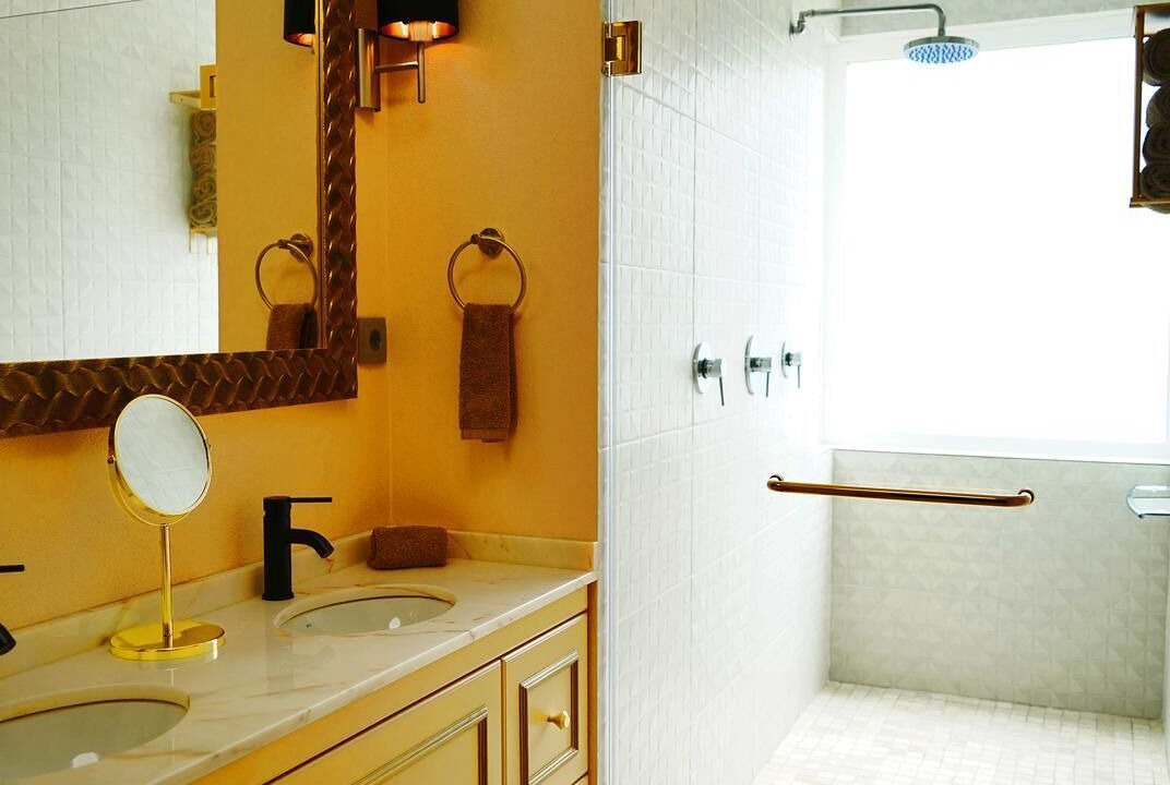 Photo of Bathroom in Caminha
