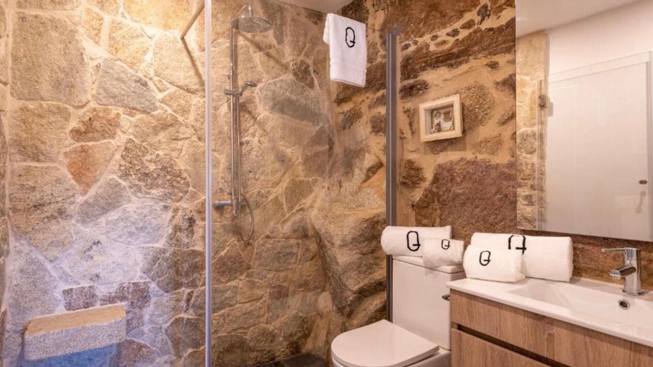 Photo of Bathroom in Covas