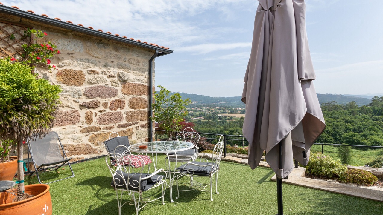 Photo of Outdoor in Covas