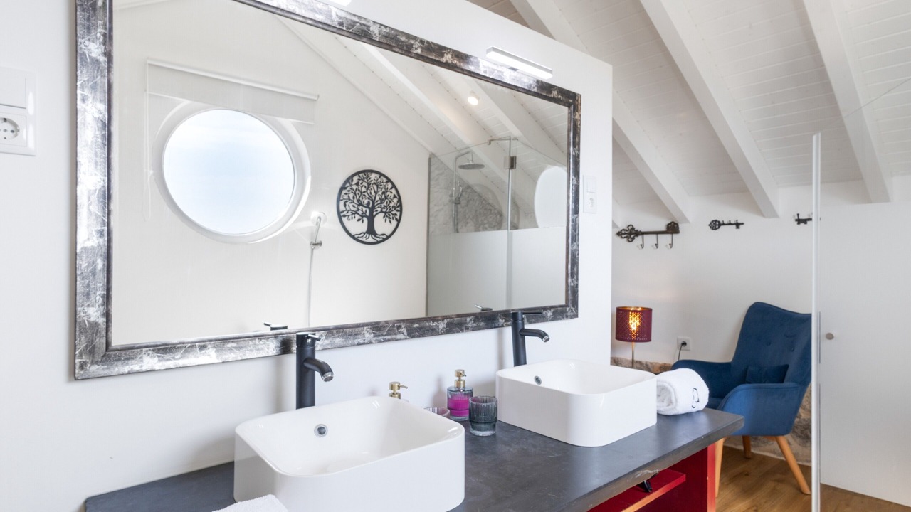 Photo of Bathroom in Covas