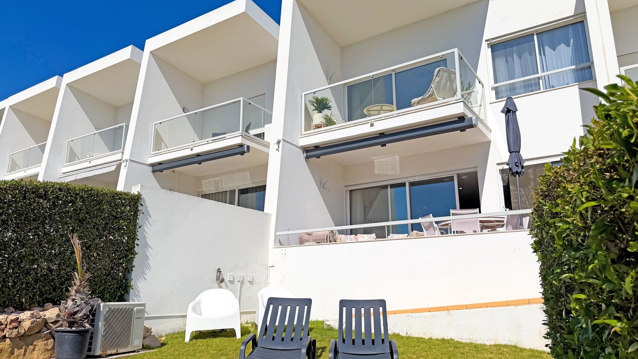 Photo of Patio Balcony in Patroves