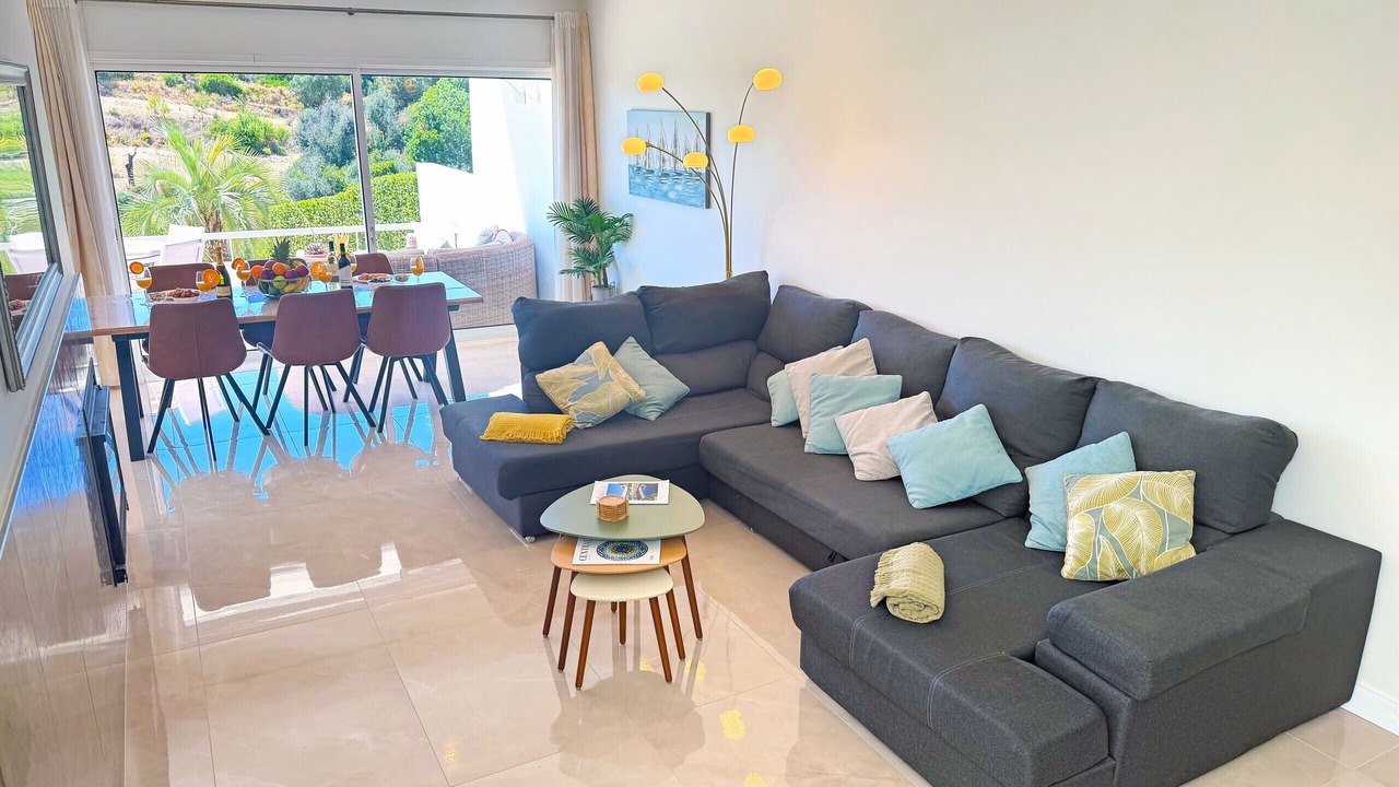 Photo of Livingroom in Patroves