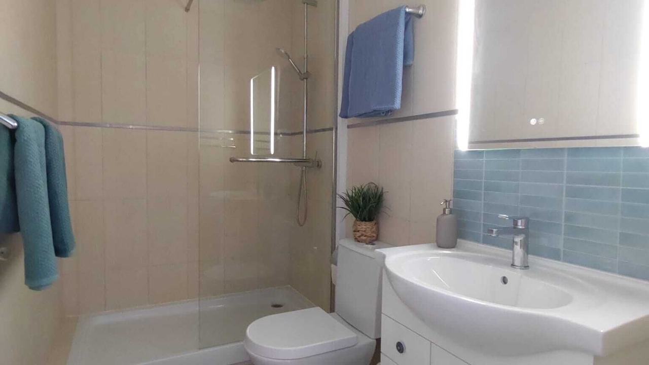 Photo of Bathroom in Salema