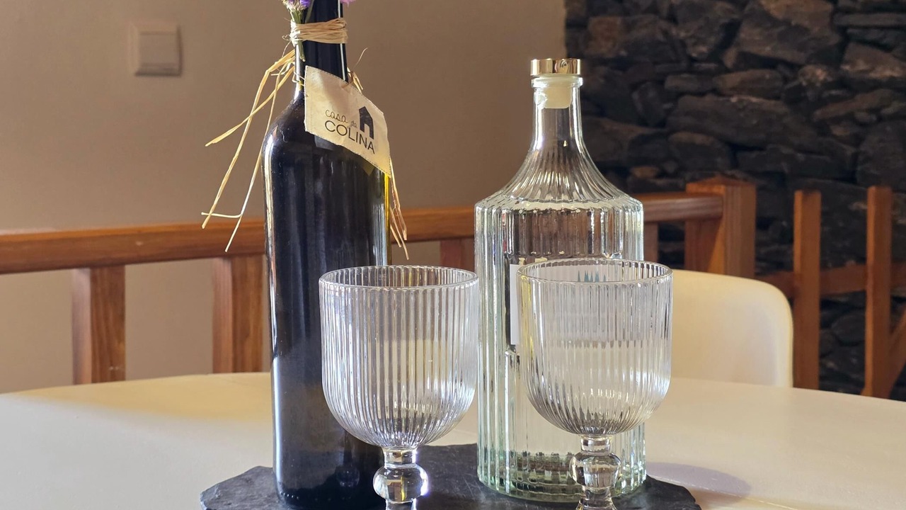 Photo of Others in Vinho