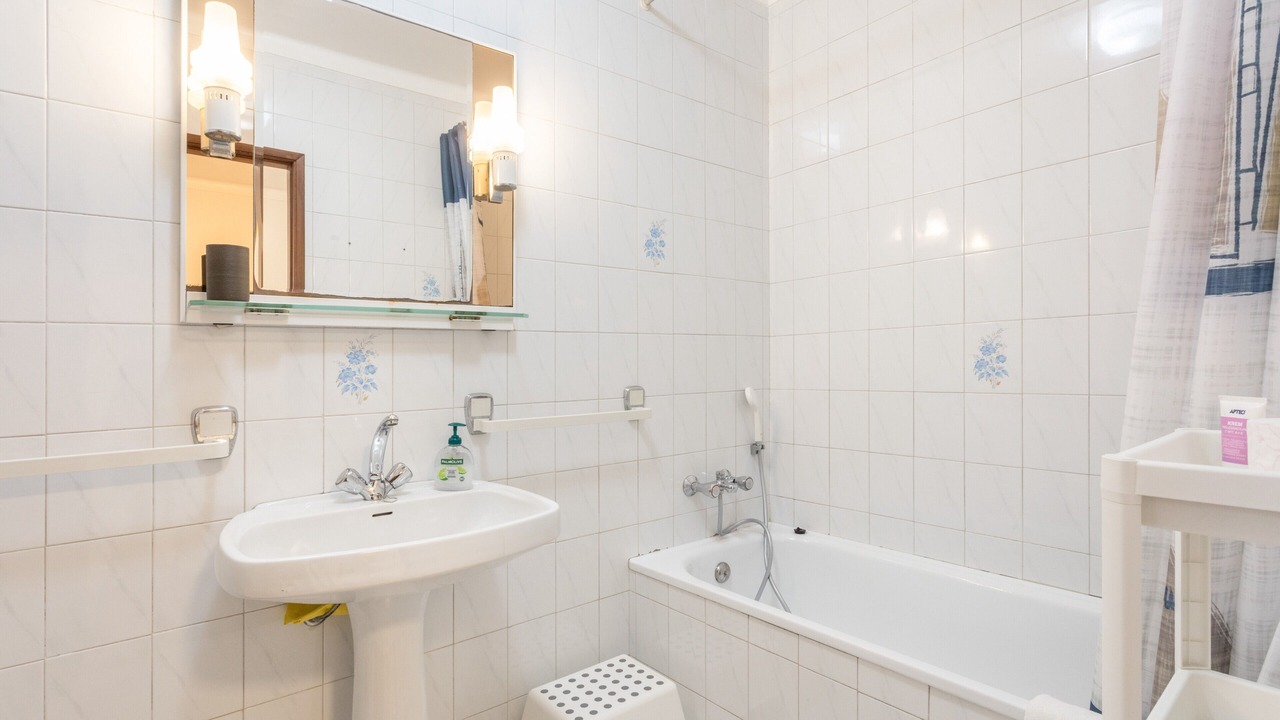 Photo of Bathroom in Baleal