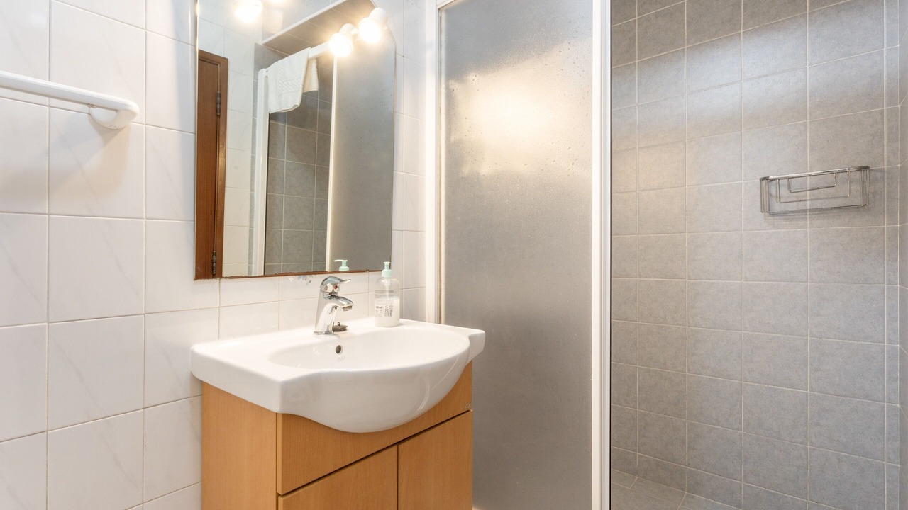 Photo of Bathroom in Baleal