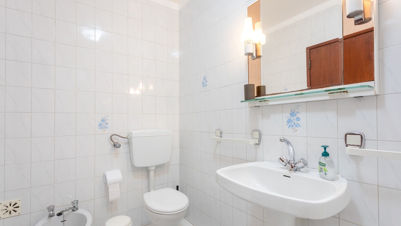 Photo of Bathroom in Baleal