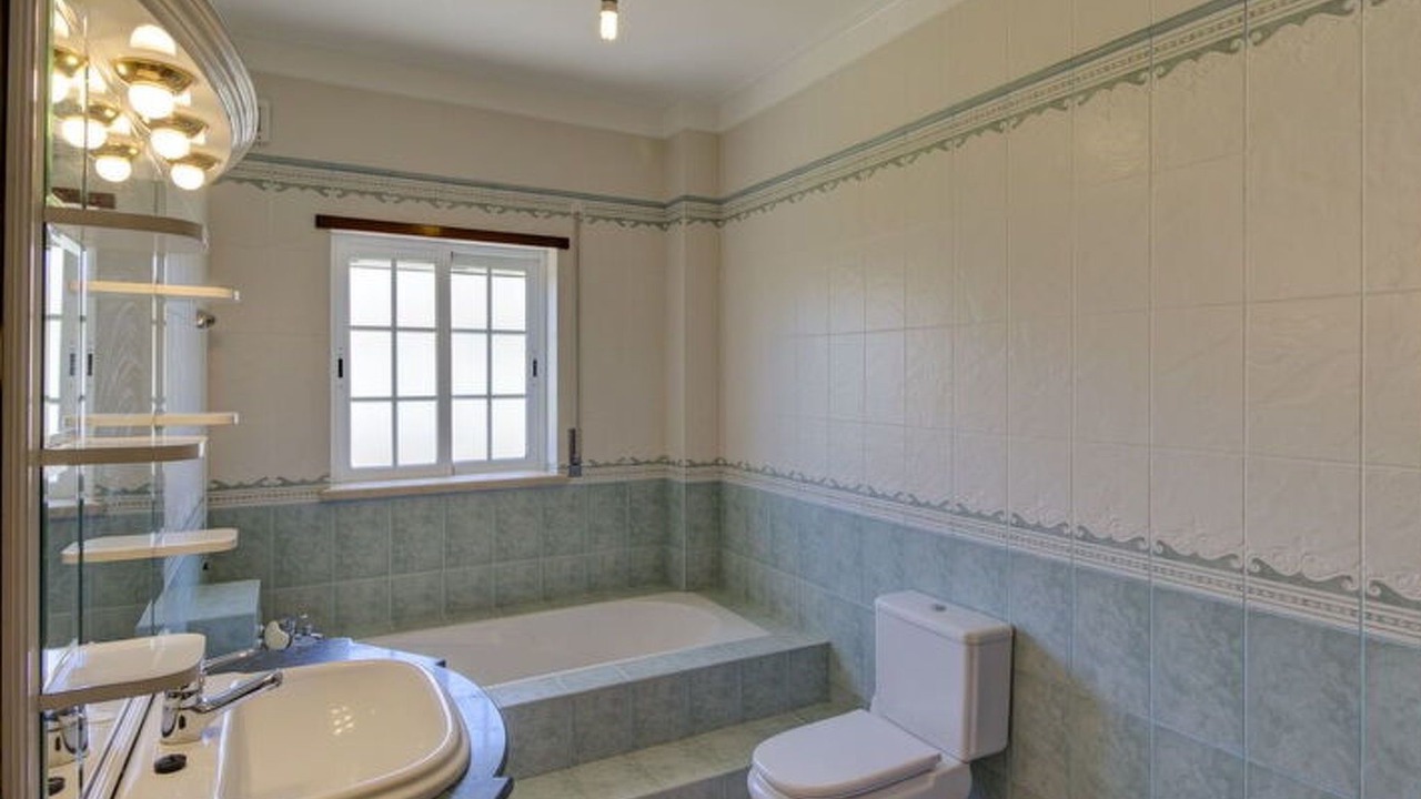 Photo of Bathroom in Parchal
