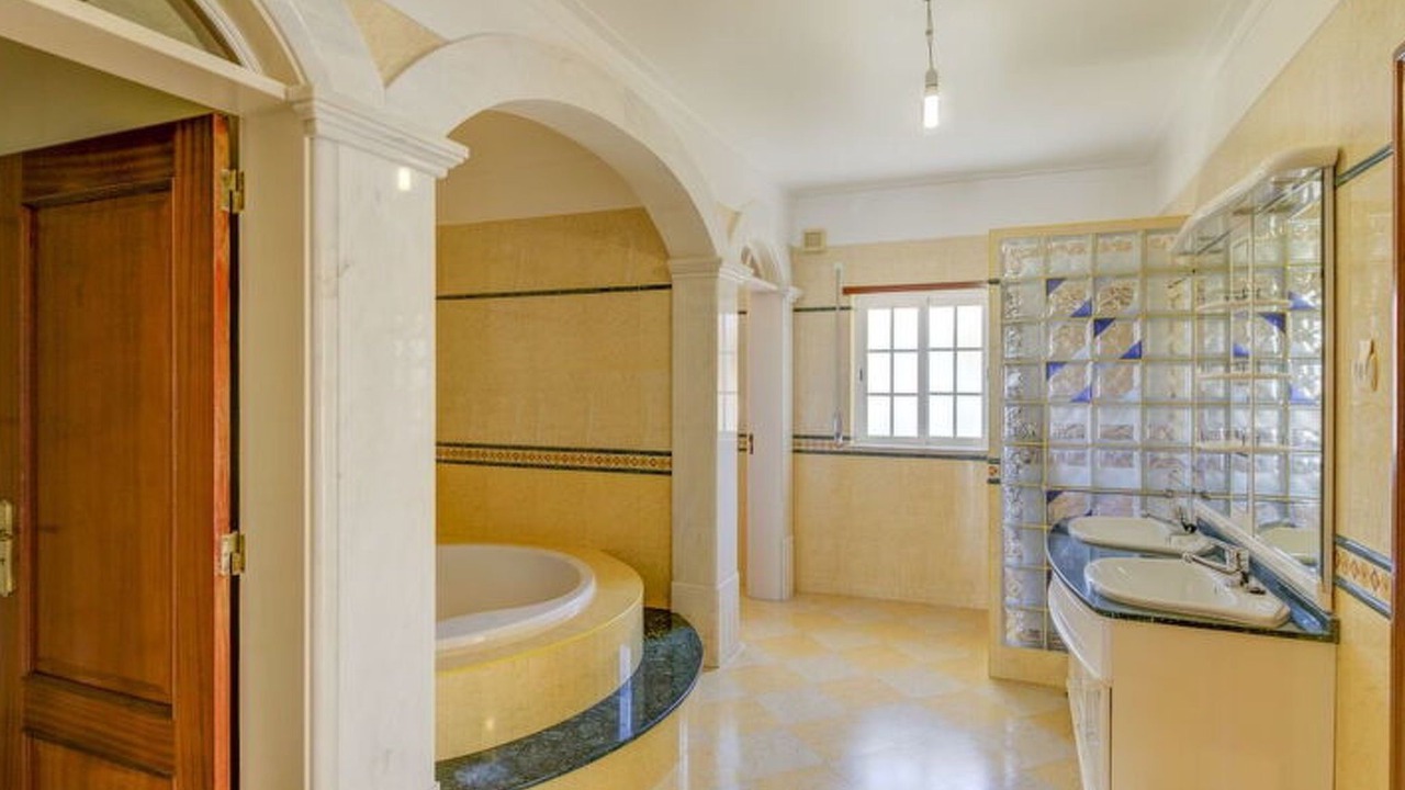 Photo of Bathroom in Parchal