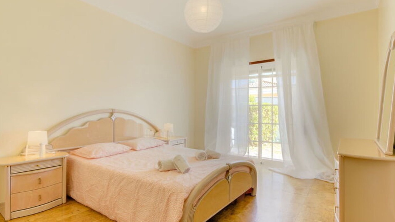 Photo of Bedroom in Parchal