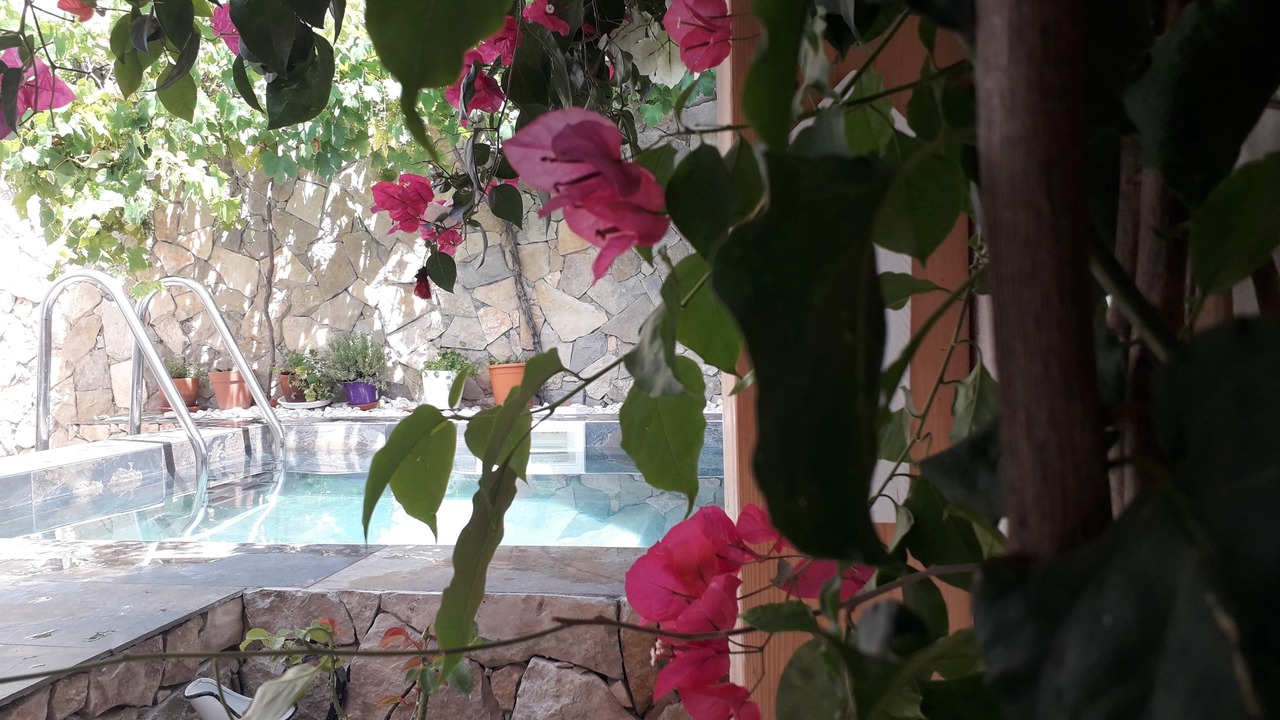 Photo of Outdoor in Estombar