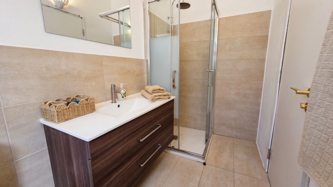 Photo of Bathroom in Salema