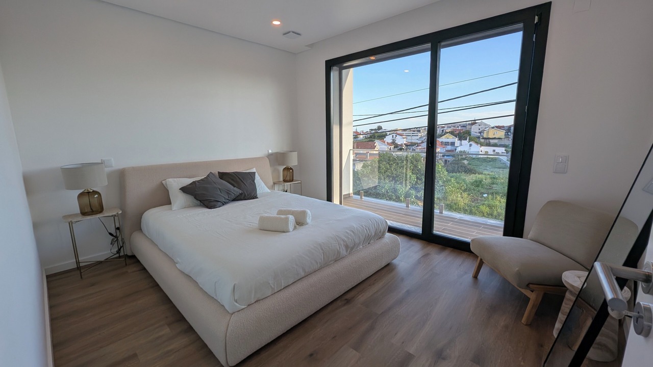 Photo of Bedroom in Charneca de Caparica e Sobreda