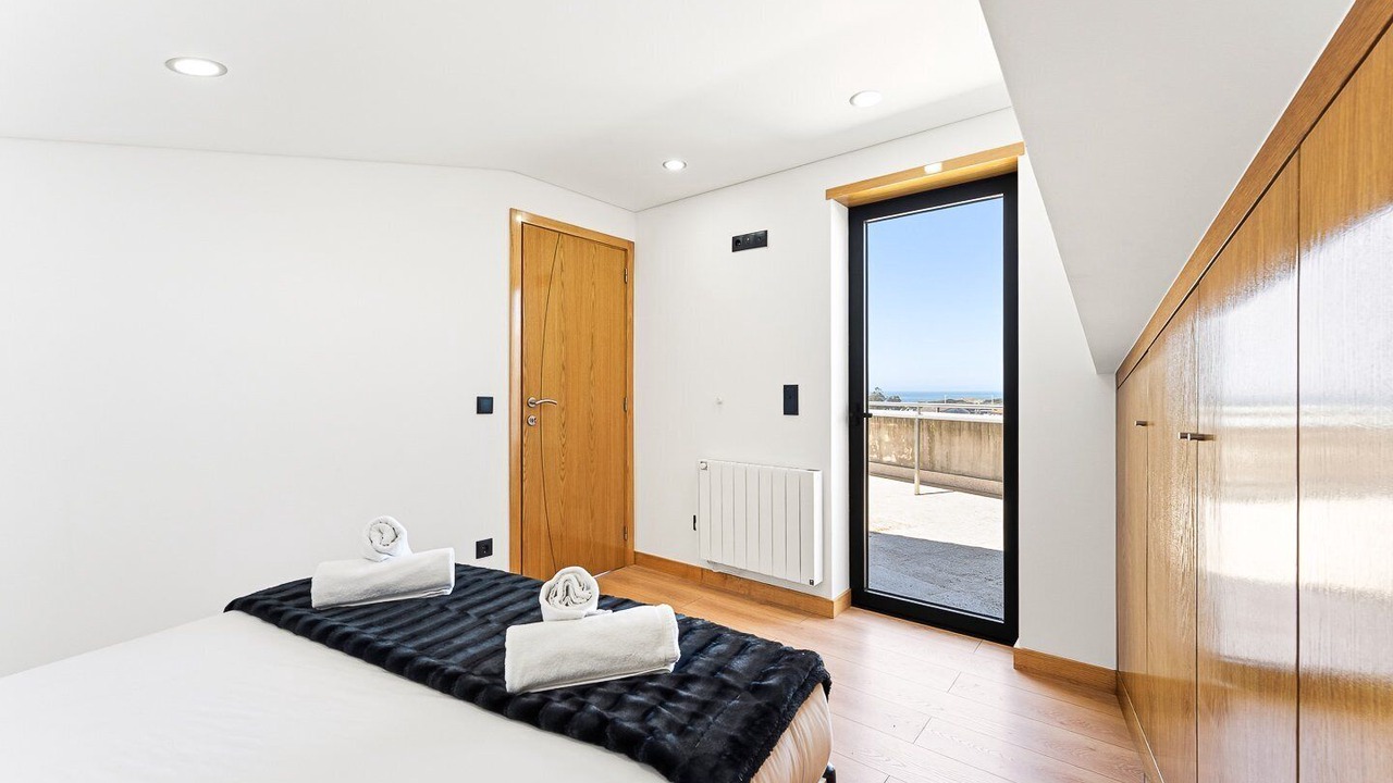 Photo of Bedroom in Marinhas