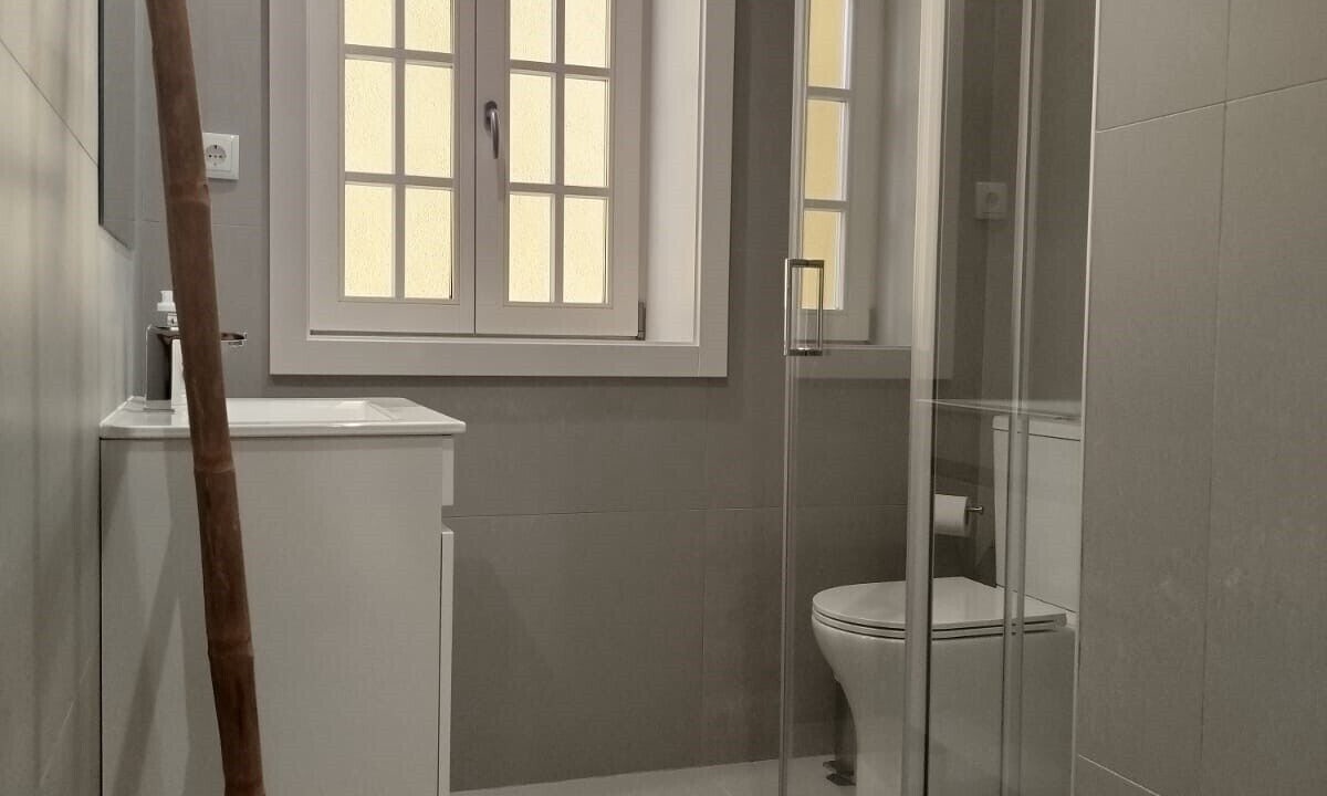 Photo of Bathroom in Oliveira do Castelo