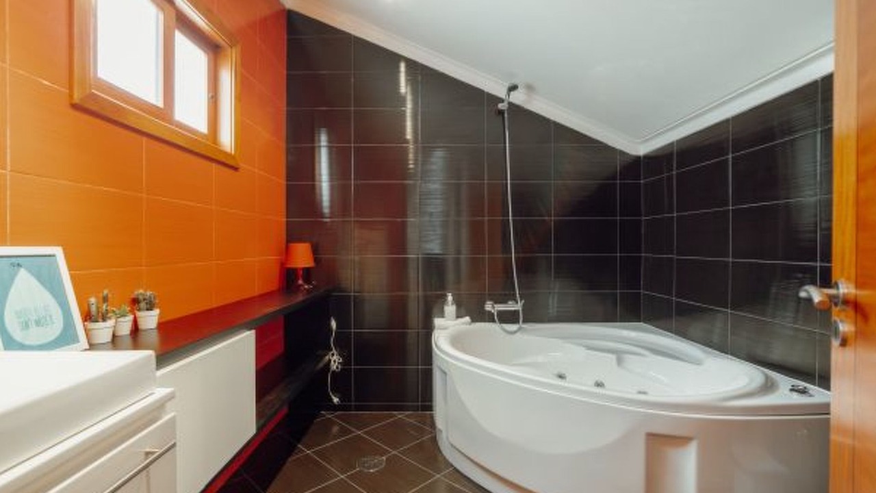 Photo of Bathroom in Valongo