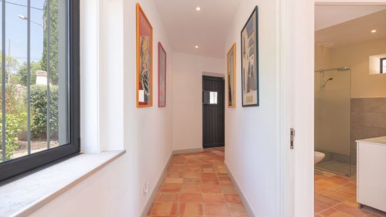 Photo of Bathroom in Alfeicao