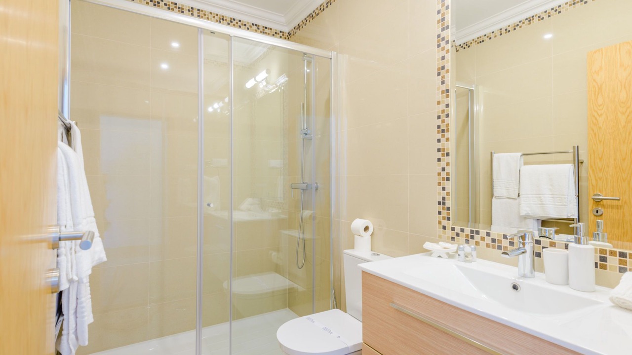 Photo of Bathroom in Atalaia