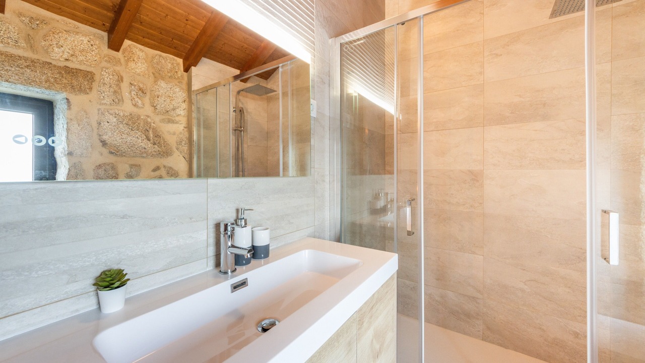 Photo of Bathroom in Vale de Cambra