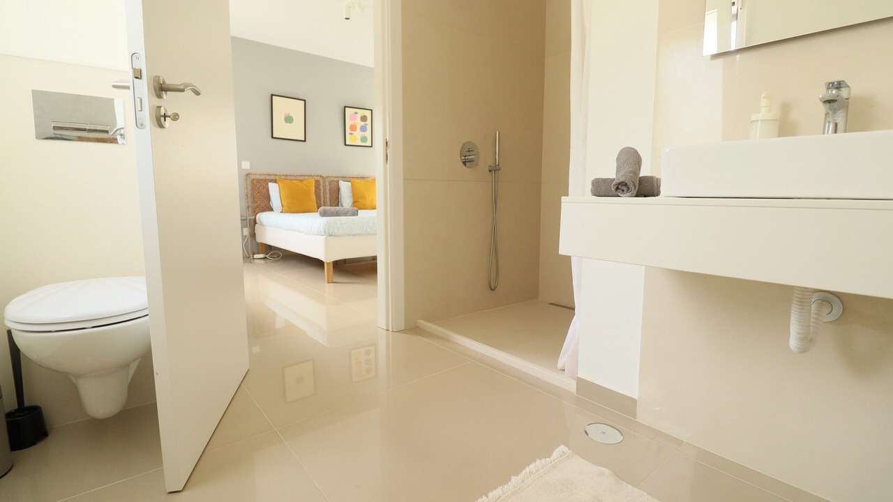 Photo of Bathroom in Lourinha