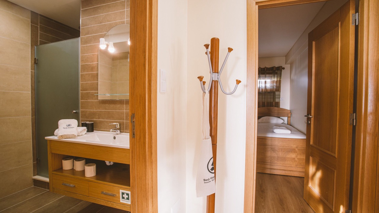 Photo of Bathroom in Peniche