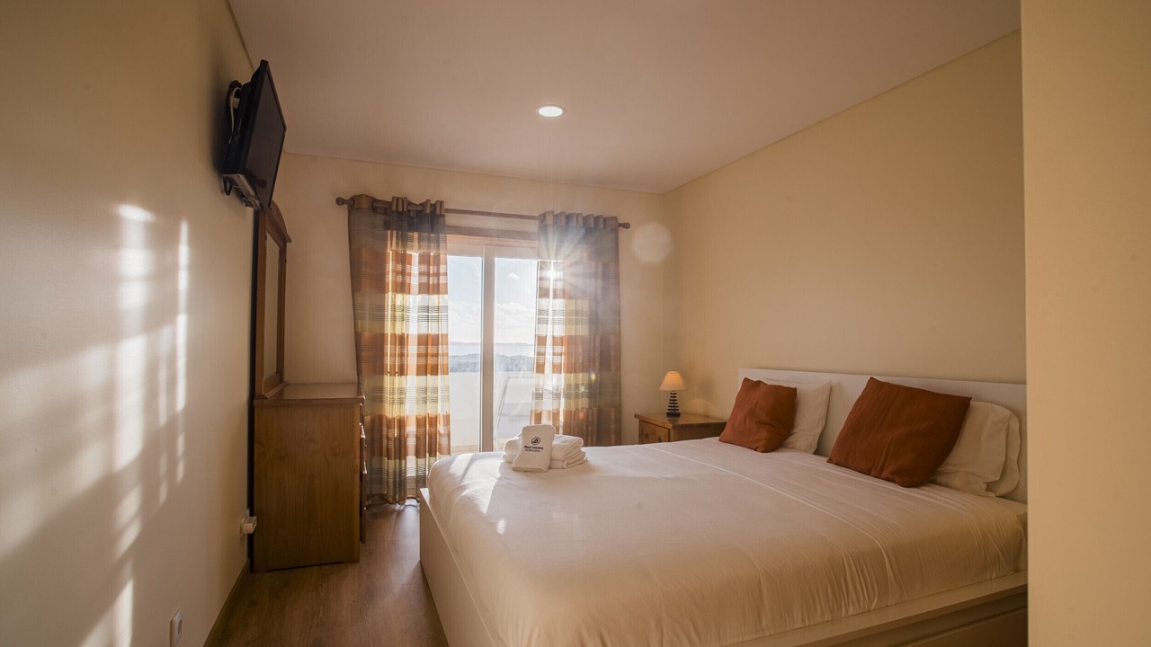 Photo of Bedroom in Peniche