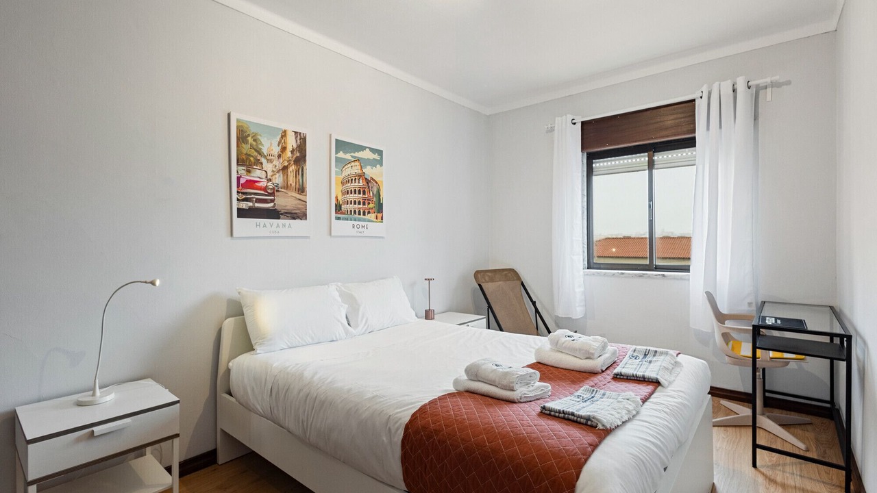 Photo of Bedroom in Peniche de Cima
