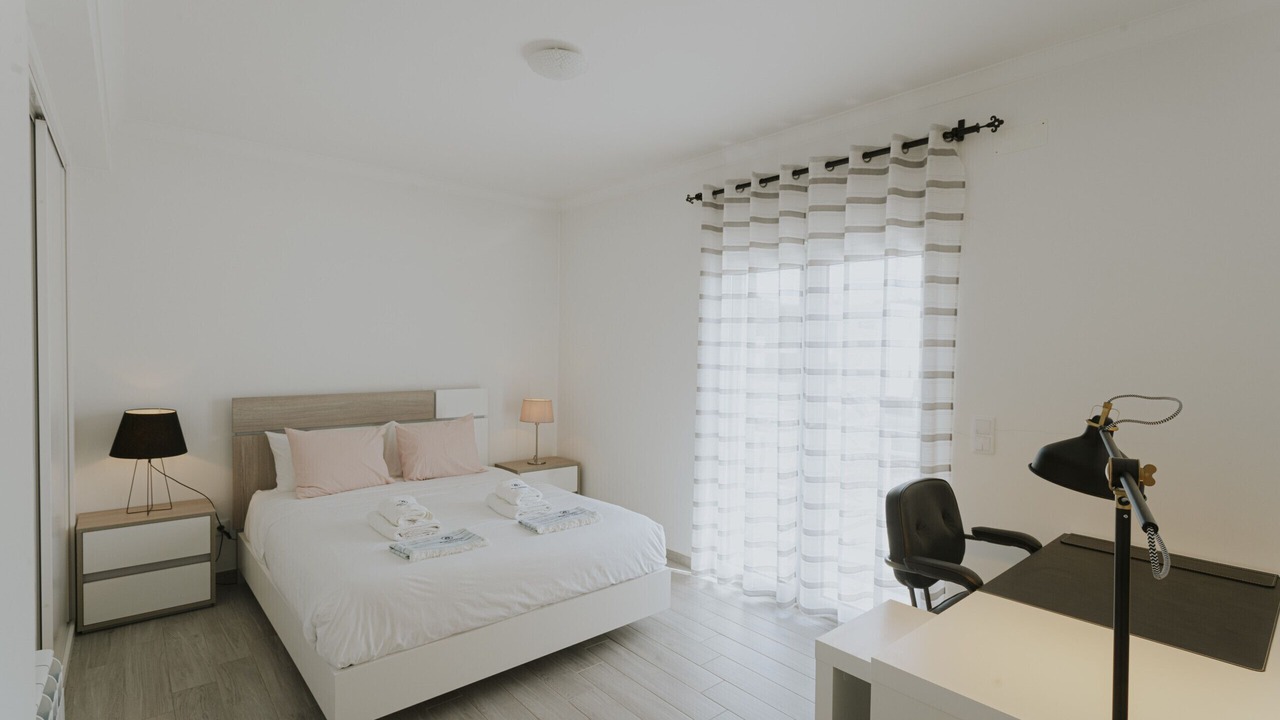 Photo of Bedroom in Peniche
