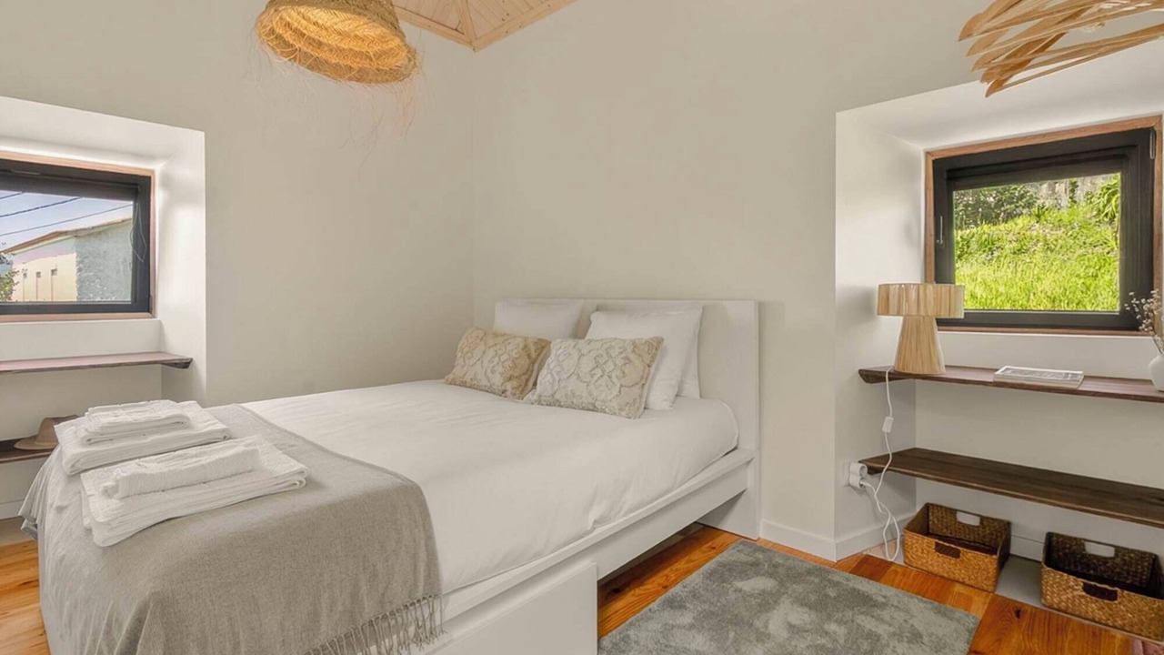 Photo of Bedroom in Lanhelas