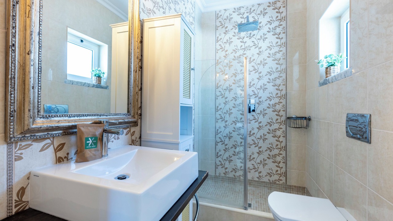 Photo of Bathroom in Luz