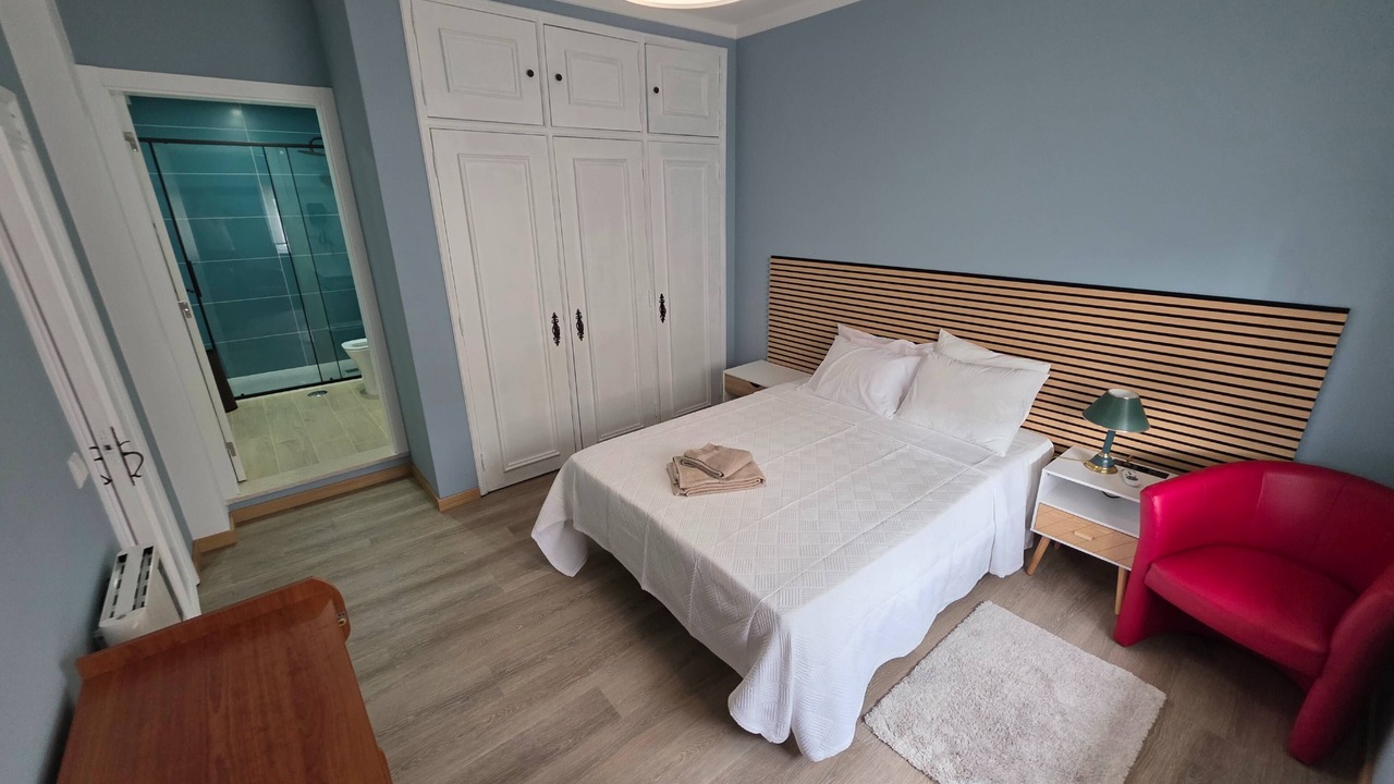 Photo of Bedroom in Santo Antonio dos Olivais