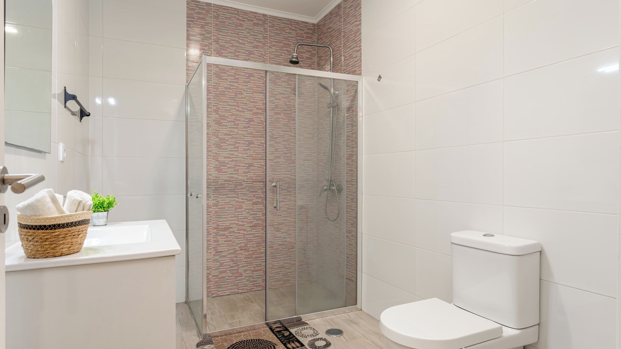 Photo of Bathroom in Costa de Caparica